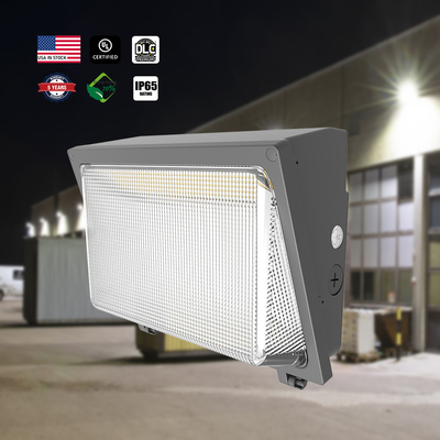 OEM FCC UL 30W-120W LED Wall Pack Light 140lm/W 3CCT regolabile per il percorso dei banchi di carico